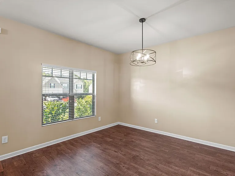4704 Southwind Rd — Photo 14