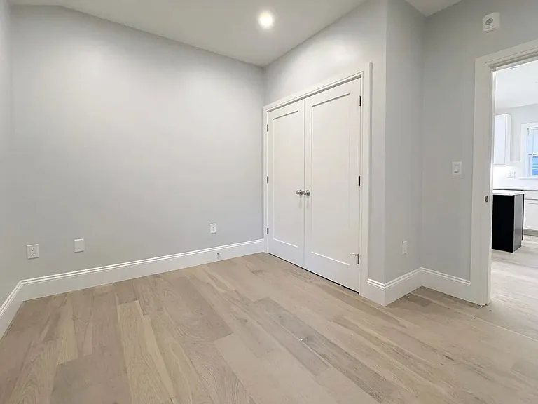 55 Fairbanks St #4A — Photo 6