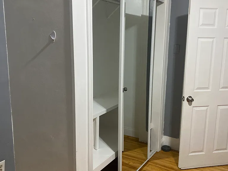 1 Freeland Ter — Photo 8