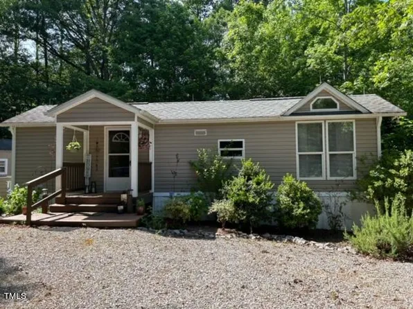 113 Lone Star Dr, Louisburg, NC 27549