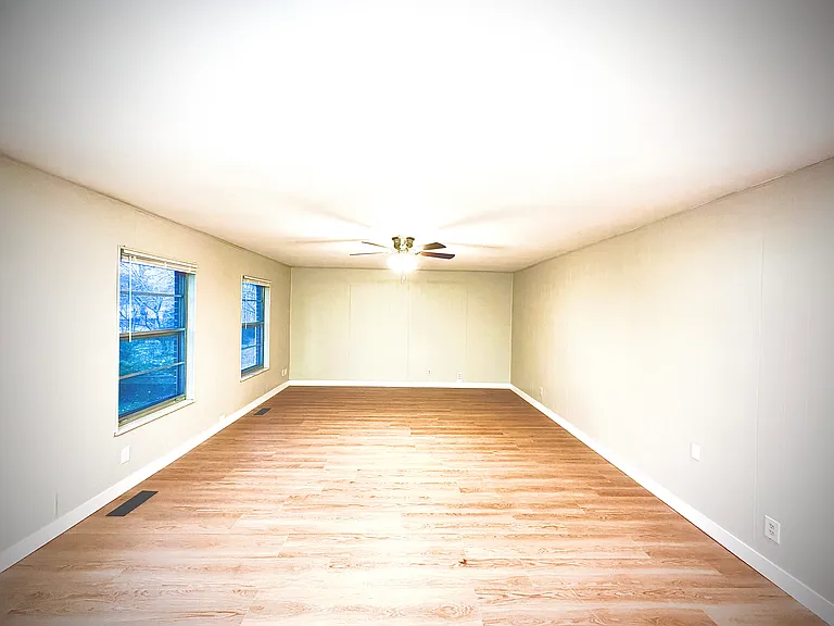 1010 Pawtuckette Dr — Photo 17