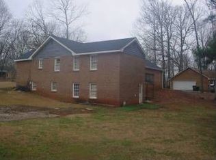 252 Marquis Ct, Lilburn, GA 30047