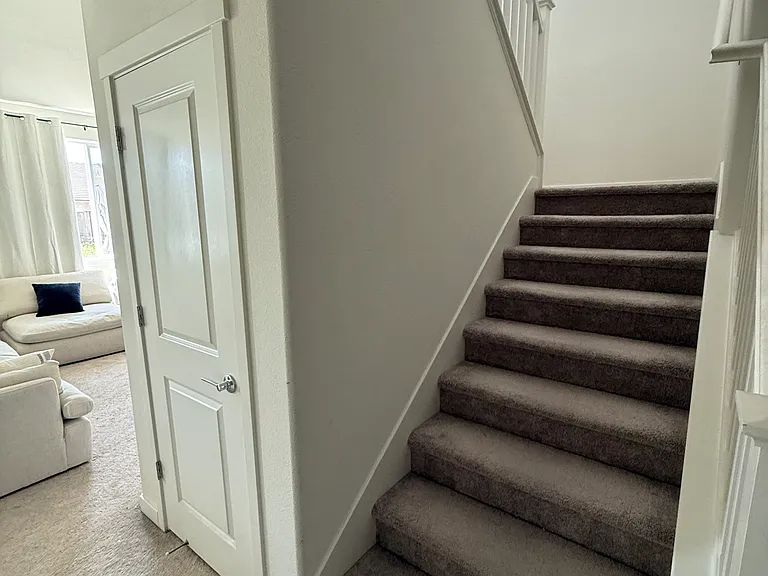 1st floor stairs