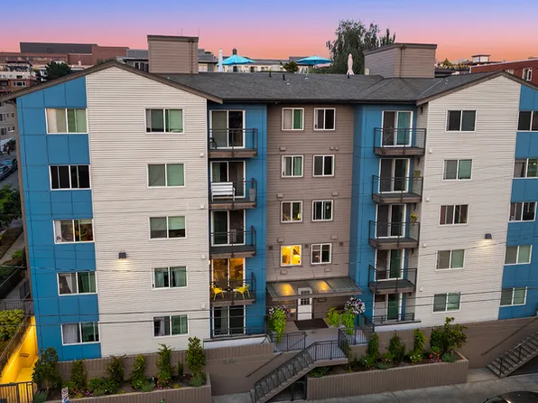 1616 Summit Ave APT 203, Seattle, WA 98122