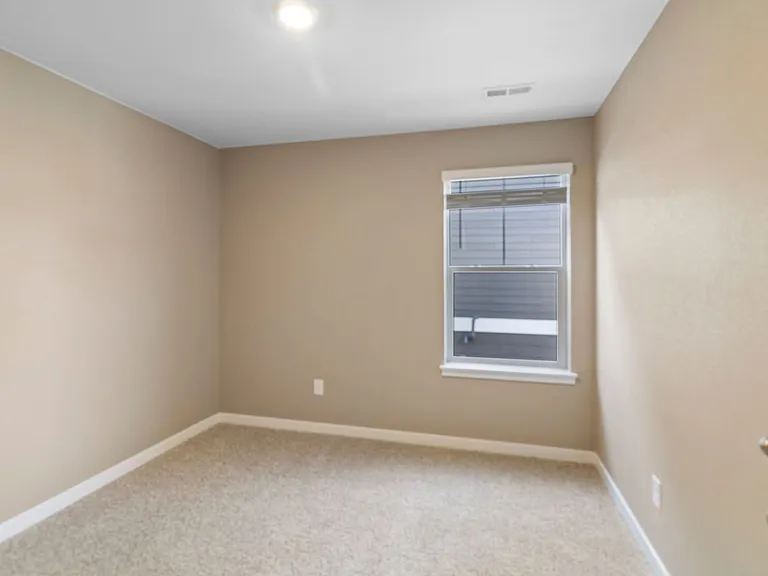 827 N Quatar St — Photo 18