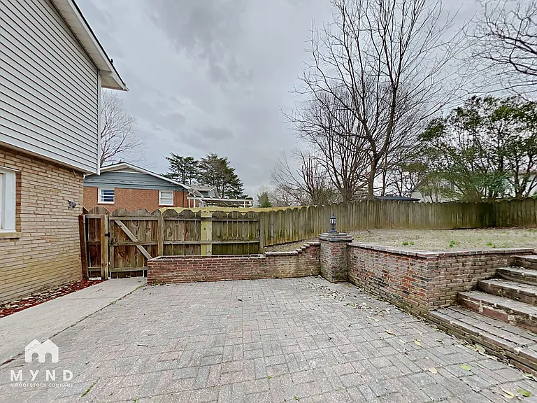 7316 Woodstream Dr — Photo 35