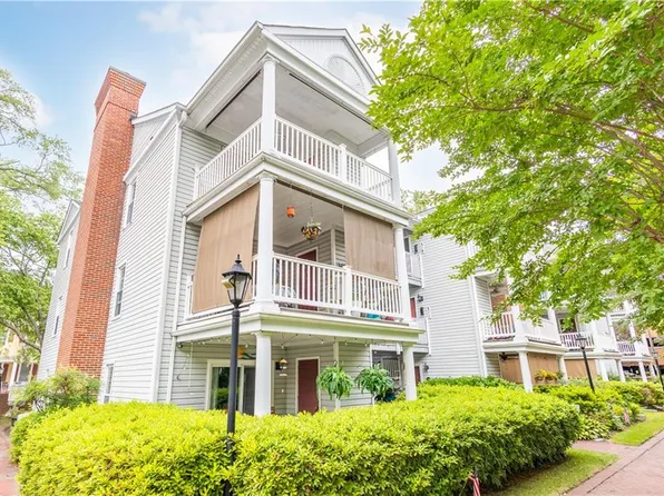 317 London St, Portsmouth, VA 23704