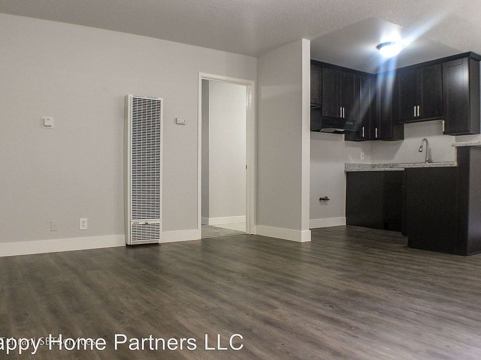 1st image of 1924 9th Ave APT 104