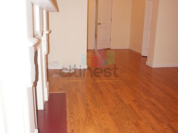 5th image of 423 11th St #1STFL