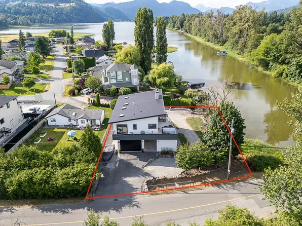35727 Shook Ave, Mission, BC V2V 7L7