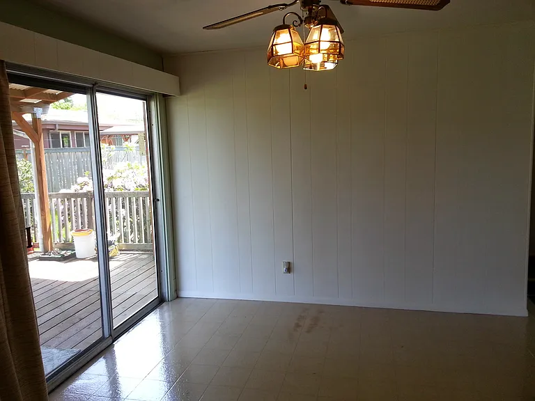 2125 Tyler St — Photo 8