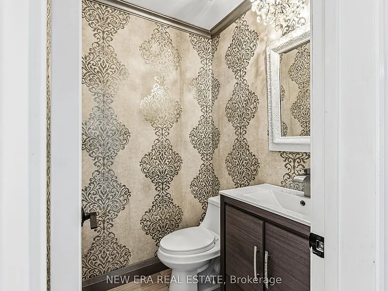 5 Shetland Cres — Photo 16