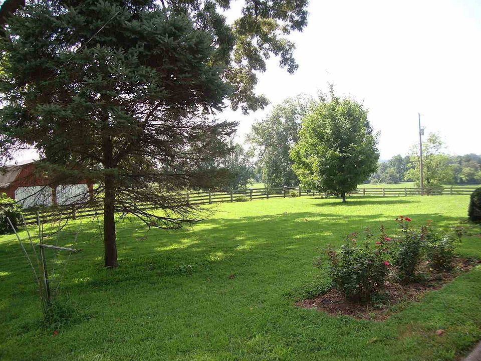 2nd image of 1446 Pleasant Hill Rd