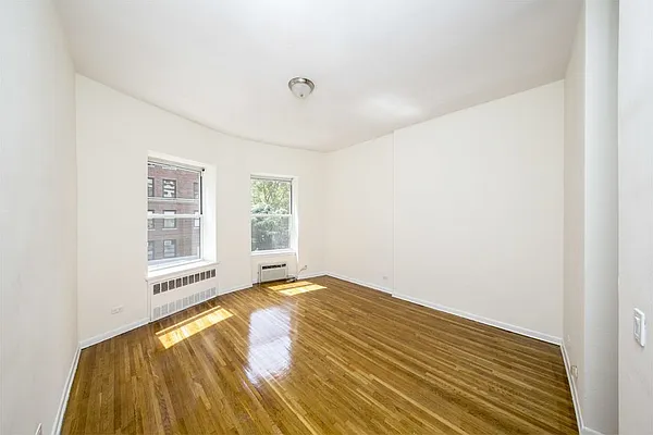 Rented by Corcoran | media 23