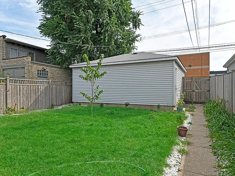 2735 N Mozart St #GARDEN — Photo 12