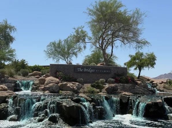 5420 S MARIPOSA Drive, Gilbert, AZ 85298