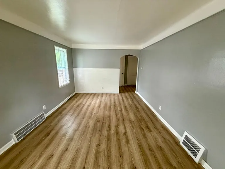 11491 Balfour Rd — Photo 5