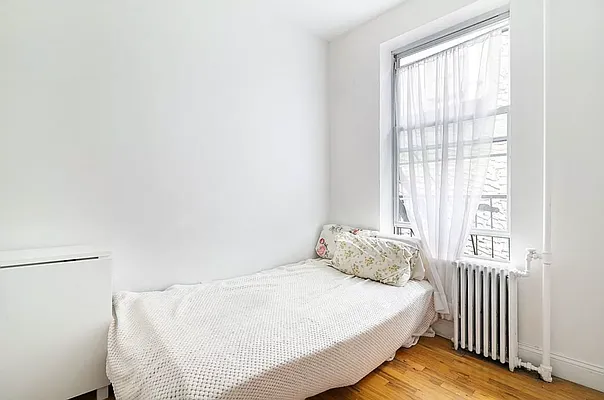 Rented by Compass | media 2