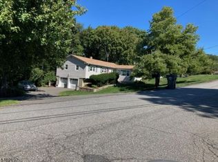 705 Reba Rd, Landing, NJ 07850