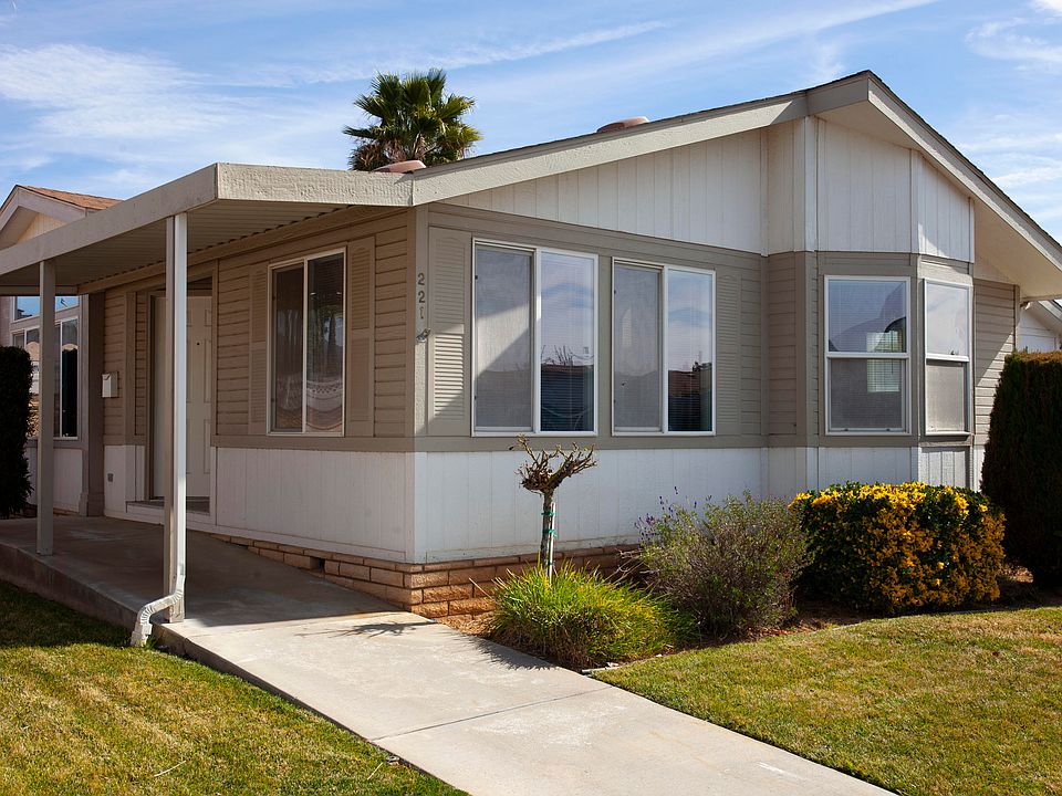1st image of 10961 Desert Lawn Dr Spc 221
