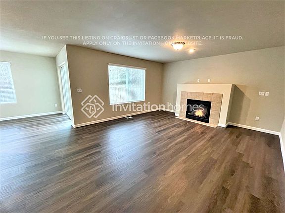 4th image of 1909 190th Street Ct E