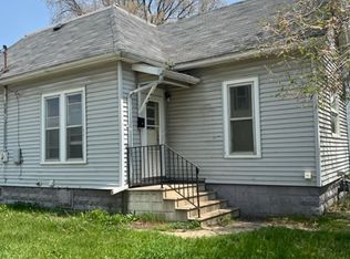 444 Bratnober St, Waterloo, IA 50703