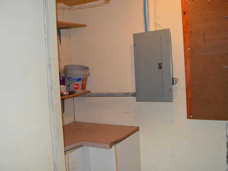2124 Oak Chace Ct — Photo 14
