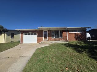 1226 E El Monte St, Wichita, KS 67216