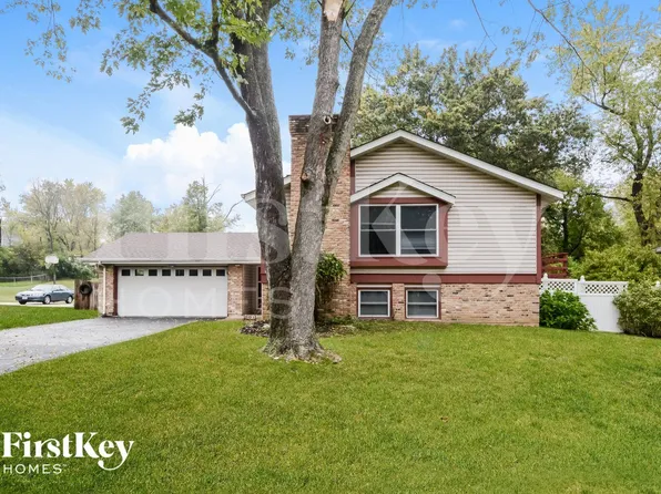 801 Boleyn Pl, Ballwin, MO 63021
