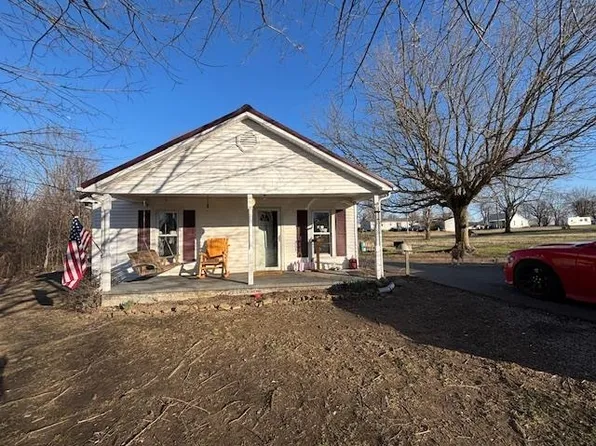 313 Pendley St, Powderly, KY 42367