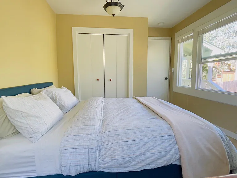 17323 Hillside Ave — Photo 21
