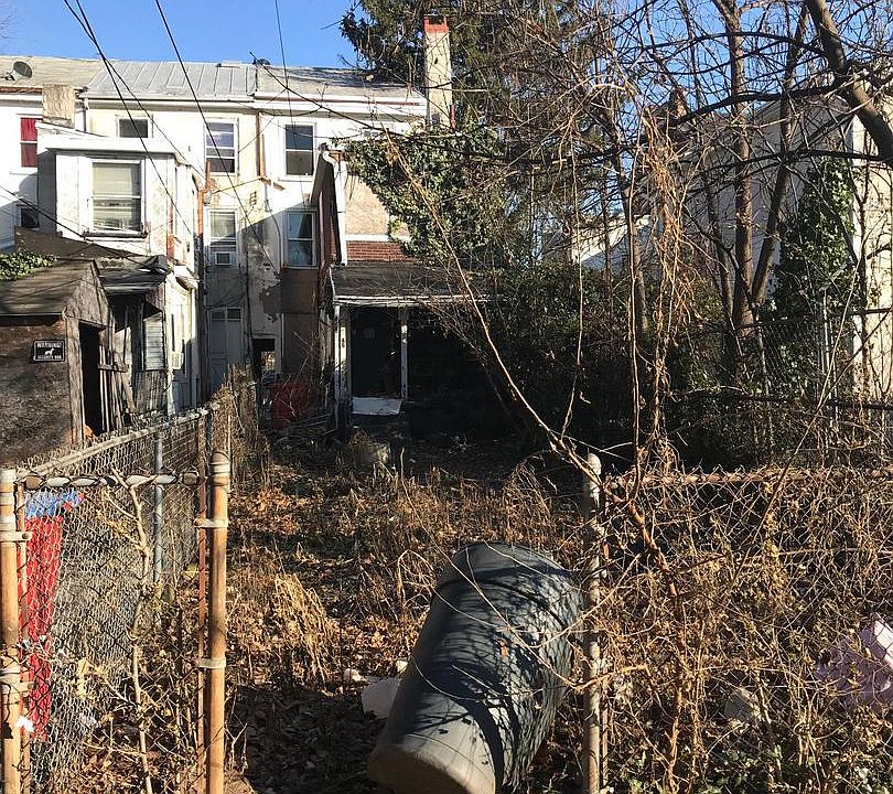 2nd image of 46 E Elm St