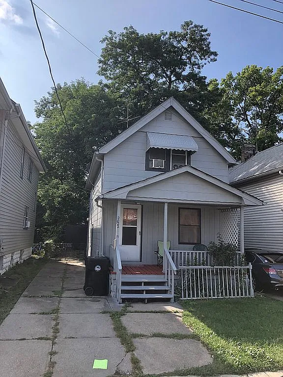 2022 W 105th St photo 1