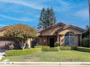 1908 E Everglade Ave, Fresno, CA 93720