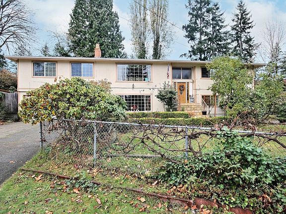3rd image of 15418 SE 21st Pl