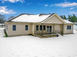 3552 Transit Rd, Orchard Park, NY 14127