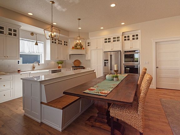 Double oven, hidden pantry