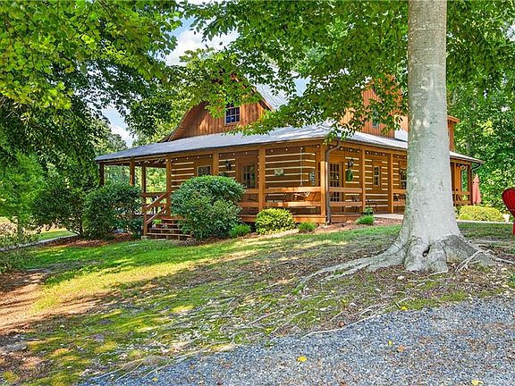 4th image of 1805 Chrisco Rd W