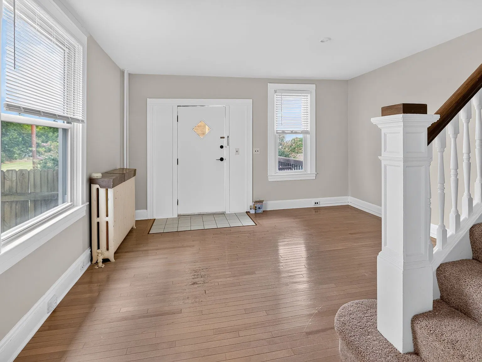 3 bed, 1440 sqft, $1,900 — Photo 4