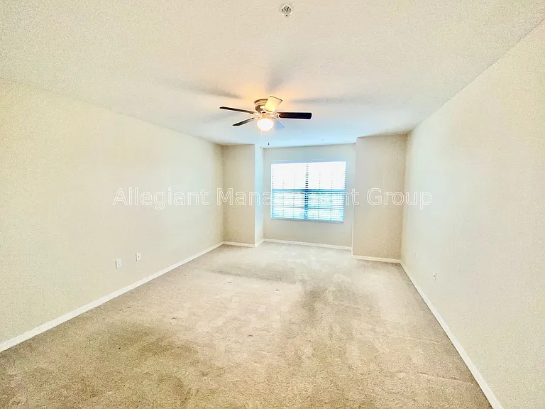 2363 Seven Oaks Dr — Photo 10