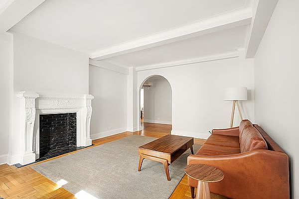 1st image of 327 Central Park W #8C