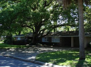 104 Asbury St, Saint Simons Island, GA 31522