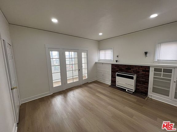 3rd image of 4055 W 21st St