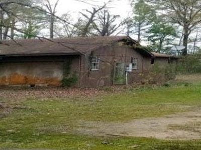 1212 John Calvin Dr, Little Rock, AR, 72206