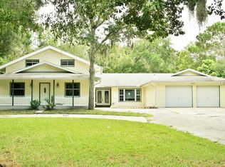 1657 Hobbit Rd, Dunedin, FL 34698