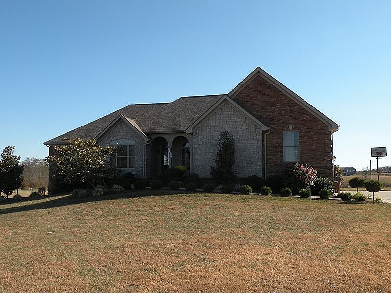 1st image of 106 Sea Gull Ln
