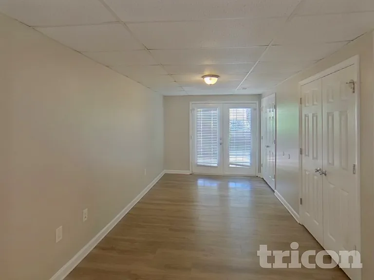 120 Elberta Dr — Photo 17
