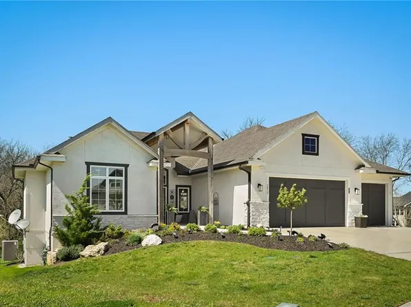 2412 W 179th St, Overland Park, KS 66085