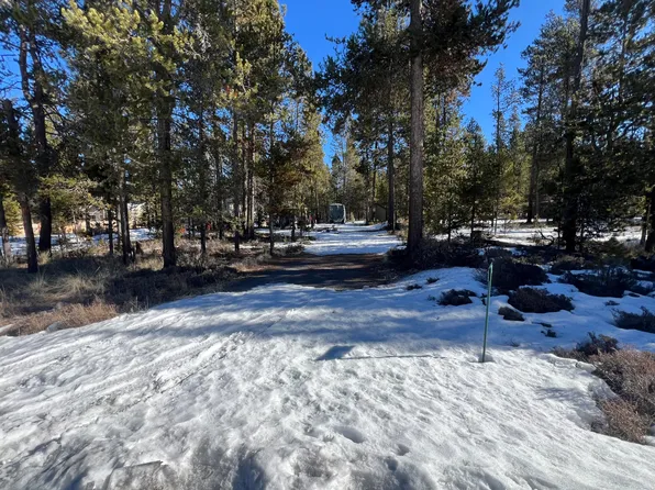 55908 Black Duck Rd NE, Bend, OR 97707