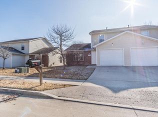 1942 W Old Plank Village Dr, Columbia, MO 65203